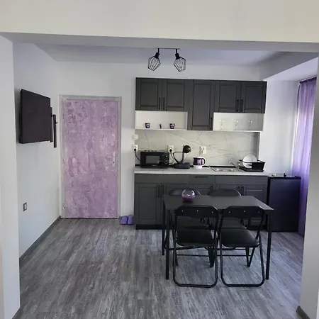 Purple Apartman *