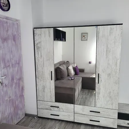 Lägenhet Purple Veliko Tărnovo